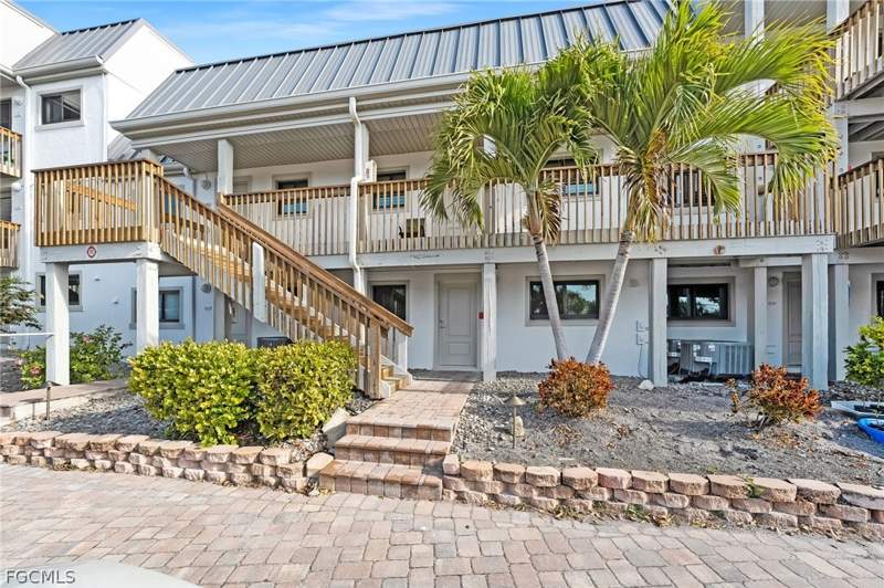 2 bedroom Condominium at 760 Sextant Dr 1051, Mariner Pointe Condo, Sanibel — photo 3