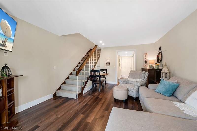 2 bedroom Condominium at 87 N Collier Blvd J15, Island Manor Apts, Marco Island — photo 4
