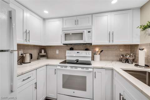 87 N Collier Blvd J15, Marco Island FL - photo 9 of 45