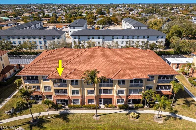 2 bedroom Condominium at 1105 Van Loon Commons Cir 304, Van Loon Commons, Cape Coral — photo 3