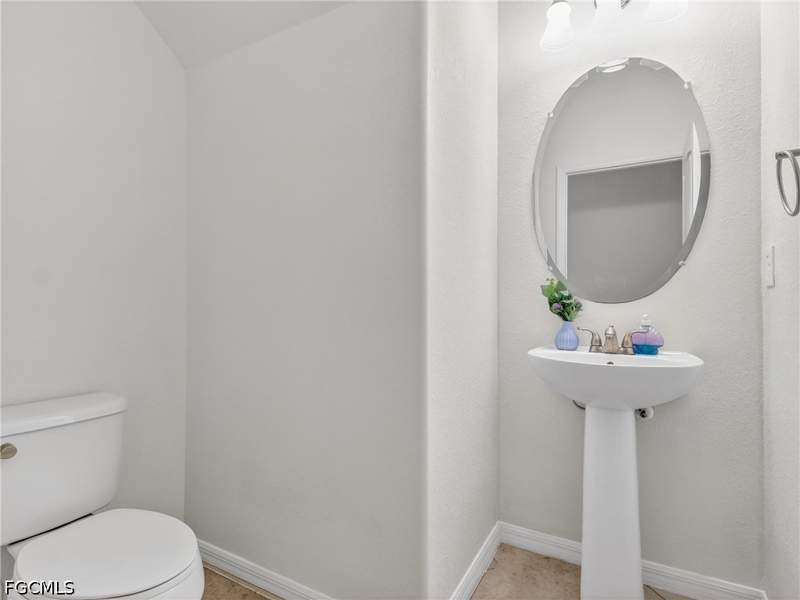 5 bedroom SingleFamilyResidence at 2740 Via Piazza Loop, Promenade West, Fort Myers — photo 5