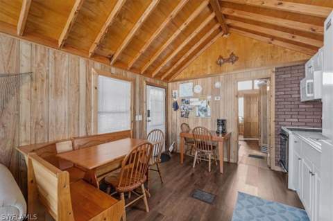 825 Copeland Ave S 20, Everglades City FL - photo 15 of 26