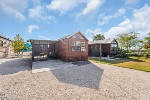 825 Copeland Ave S 20, Everglades City FL - photo 17 of 26