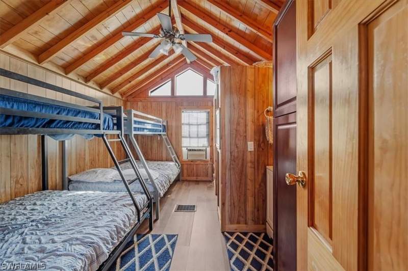 1 bedroom ManufacturedHome at 825 Copeland Ave S 20, Glades Haven Resort And Marina, Everglades City — photo 5
