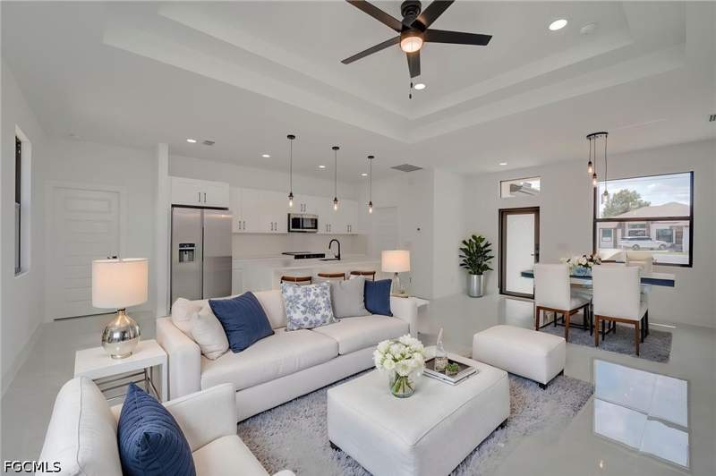 3 bedroom SingleFamilyResidence at 3010 2nd St SW, Lehigh Acres, Lehigh Acres — photo 2