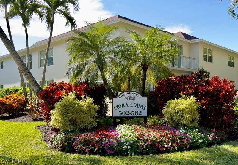 2 bedroom Condominium at 550 Broad Ave S 550, Ixora, Naples — photo 1