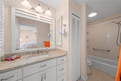 1360 Jamaica Dr, Sanibel FL - photo 15 of 40