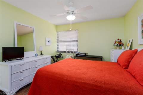 1514 Mainsail Dr 4, Naples FL - photo 20 of 39