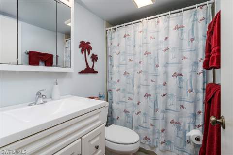 1514 Mainsail Dr 4, Naples FL - photo 24 of 39