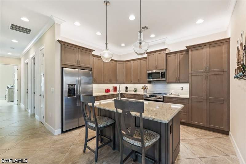 2 bedroom Attached at 6931 Cay Ct, Isles Of Collier Preserve, Naples — photo 5