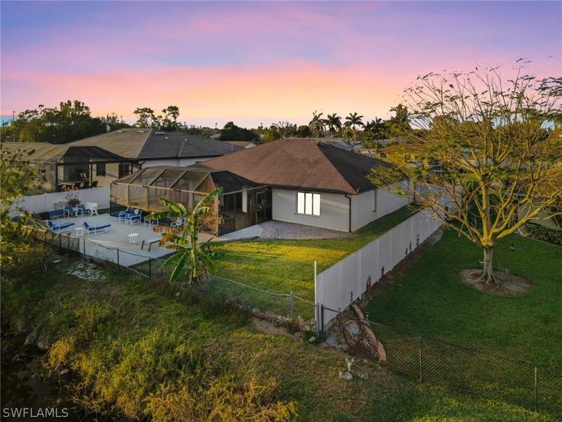 4 bedroom SingleFamilyResidence at 5050 32nd Ave SW, Golden Gate City, Naples — photo 3
