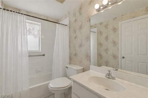 409 Bethany Village Cir, Lehigh Acres FL - photo 10 of 20