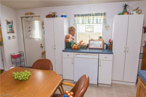 12130 Palm Dr, Fort Myers FL - photo 14 of 31
