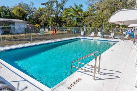 12130 Palm Dr, Fort Myers FL - photo 6 of 31