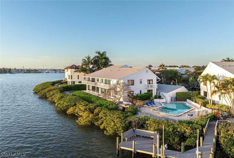 2 bedroom Condominium at 1302 Chesapeake Ave A3, Chesapeake Point, Naples — photo 3