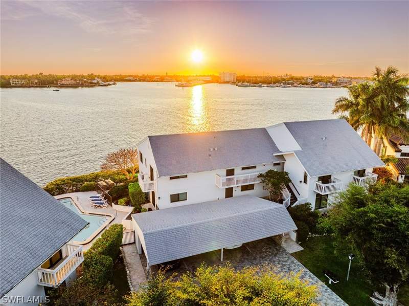 2 bedroom Condominium at 1302 Chesapeake Ave A3, Chesapeake Point, Naples — photo 4