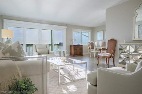 1302 Chesapeake Ave A3, Naples FL - photo 8 of 38