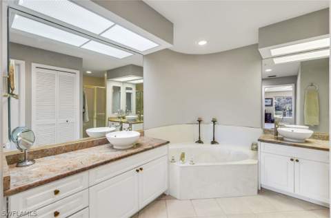 26241 Devonshire Ct 103, Bonita Springs FL - photo 12 of 35
