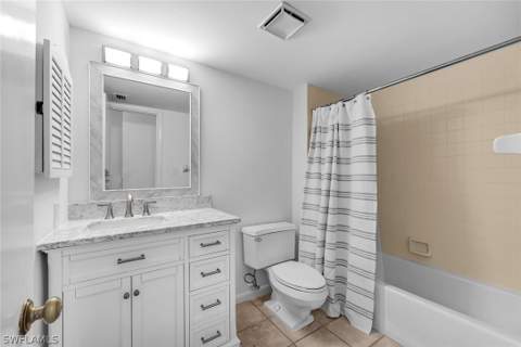 3200 Binnacle DR B4, Naples FL - photo 12 of 25