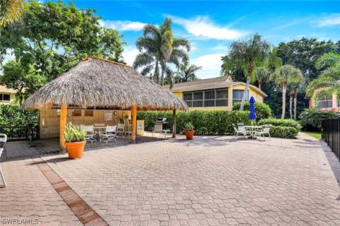 3200 Binnacle DR B4, Naples FL - photo 22 of 25