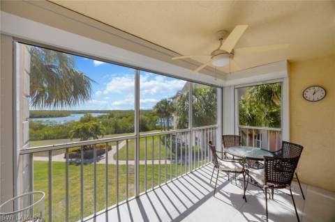 320 Horse Creek Dr 308, Naples FL - photo 23 of 33