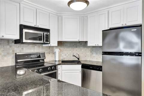 1 Bluebill Ave 409, Naples FL - photo 6 of 25