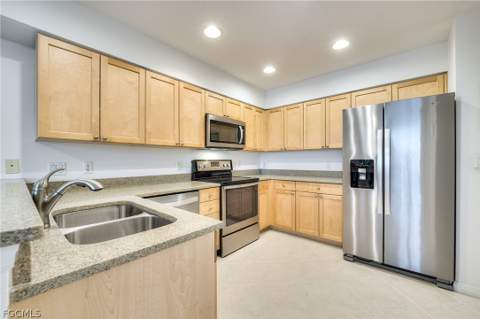 16580 Crownsbury Way 102, Fort Myers FL - photo 16 of 23