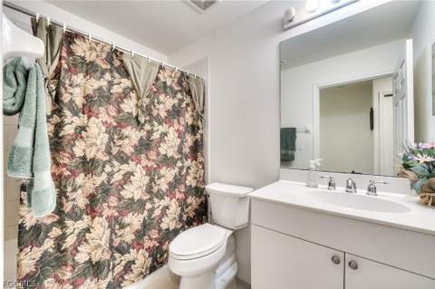 16580 Crownsbury Way 102, Fort Myers FL - photo 21 of 23