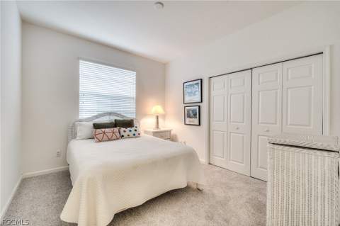 16580 Crownsbury Way 102, Fort Myers FL - photo 22 of 23