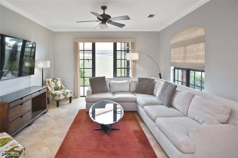 2 bedroom Townhouse at 8856 Oliveria St 9604, Paseo, Fort Myers — photo 4