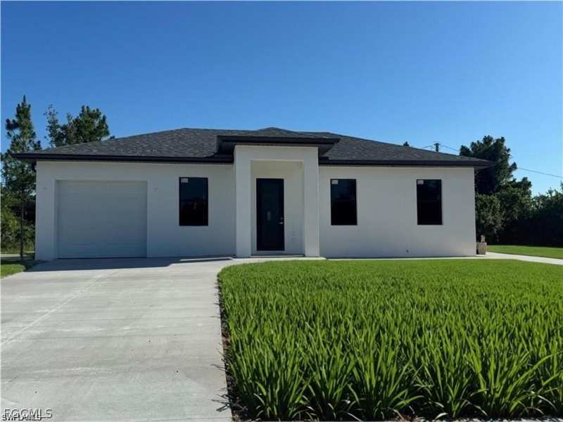 3 bedroom SingleFamilyResidence at 3002 68th St W, Lehigh Acres, Lehigh Acres — photo 1