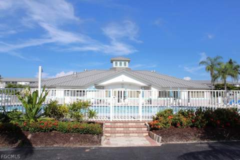 16615 Lake Circle Dr 447, Fort Myers FL - photo 15 of 26