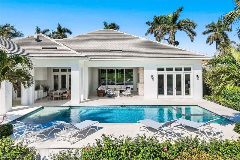 5 bedroom SingleFamilyResidence at 730 Harbour Dr, Moorings, Naples — photo 2