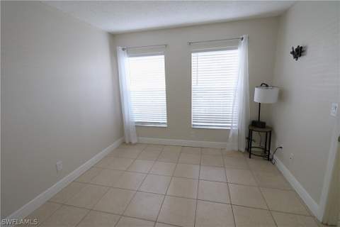 142 Santa Clara Dr 5, Naples FL - photo 16 of 32