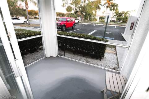 142 Santa Clara Dr 5, Naples FL - photo 18 of 32