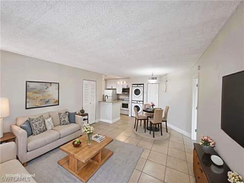 142 Santa Clara Dr 5, Naples FL - photo 8 of 32
