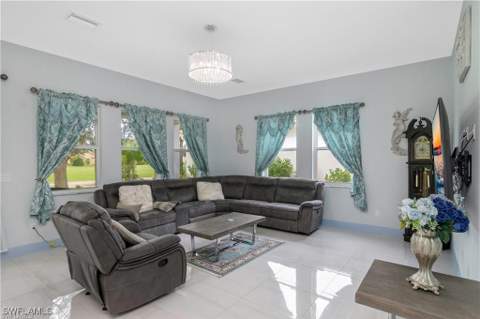 2181 Vardin Pl, Naples FL - photo 10 of 41
