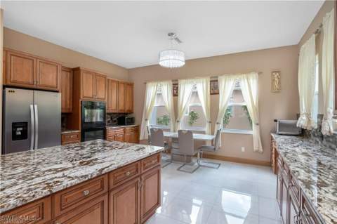 2181 Vardin Pl, Naples FL - photo 13 of 41