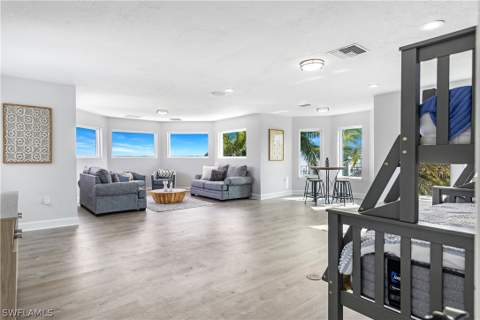 14988 Bonaire Cir, Fort Myers FL - photo 8 of 23