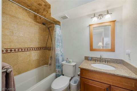 180 Turtle Lake Ct 211, Naples FL - photo 20 of 22