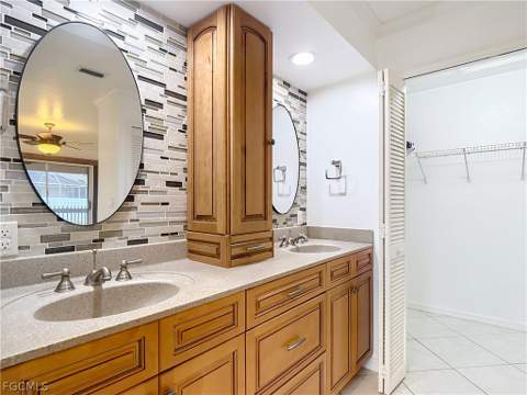1319 SW 34th Ter, Cape Coral FL - photo 13 of 24