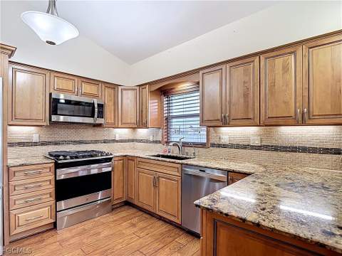 1319 SW 34th Ter, Cape Coral FL - photo 6 of 24