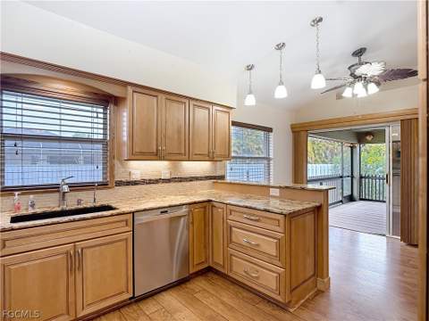1319 SW 34th Ter, Cape Coral FL - photo 9 of 24