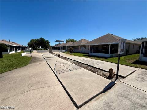 318 Joel Blvd, Lehigh Acres FL - photo 7 of 32