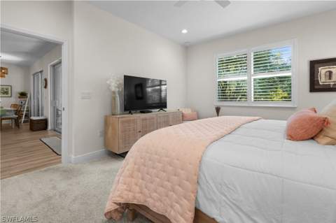 2280 Priory Ln 1106, Naples FL - photo 14 of 32