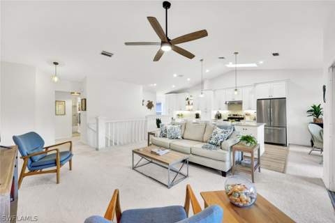 314 Emerald Bay Cir I5, Naples FL - photo 10 of 35