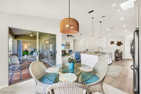 314 Emerald Bay Cir I5, Naples FL - photo 12 of 35