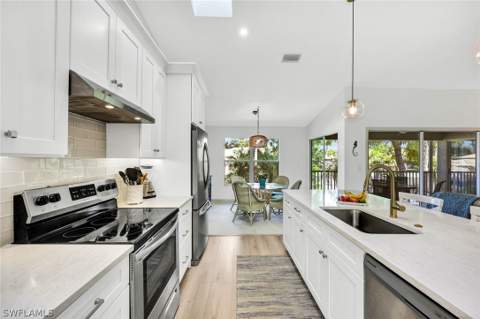 314 Emerald Bay Cir I5, Naples FL - photo 13 of 35