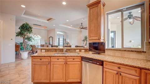 7350 Green Acre Ln, Fort Myers FL - photo 11 of 48