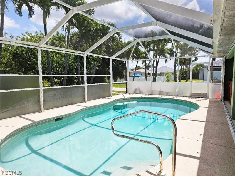 3 bedroom SingleFamilyResidence at 1811 Savona PKWY W, CAPE CORAL, Cape Coral — photo 1